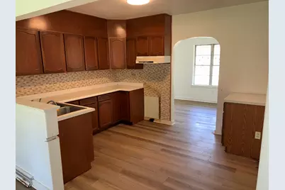109 N 3rd Street, Hartsburg, IL 62643 - Photo 23