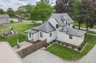 205 W 6th St, Aroma Park, IL 60910 - Photo 43