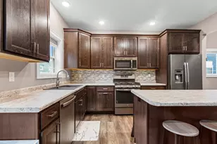 3407 Boulder Ridge Dr, Champaign, IL 61822 - Photo 9