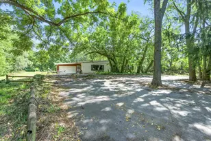 S639 Prince Crossing Rd, West Chicago, IL 60185 - Photo 13