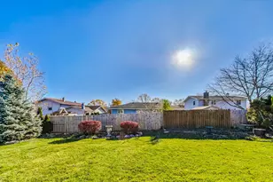 1145 Nottingham Ln, Hoffman Estates, IL 60169 - Photo 39