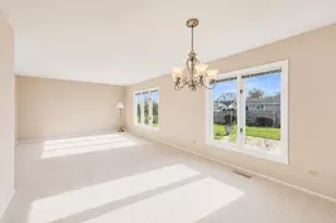 1145 Nottingham Ln, Hoffman Estates, IL 60169 - Photo 17