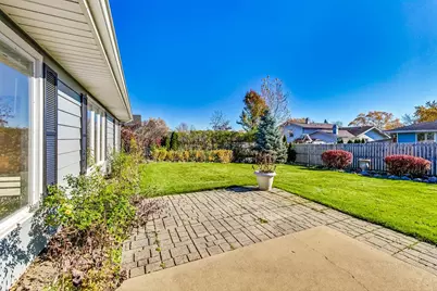 1145 Nottingham Lane, Hoffman Estates, IL 60169 - Photo 37