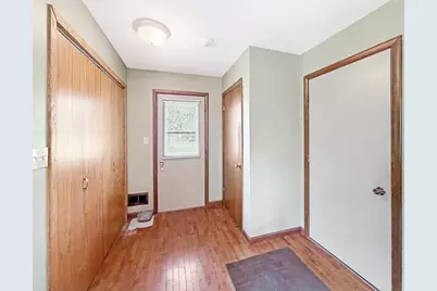 2711 Royal Oaks Drive, Freeport, IL 61032 - Photo 17