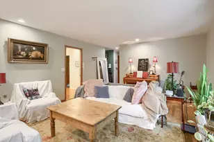 9308 Karlov Ave, Skokie, IL 60076 - Photo 9