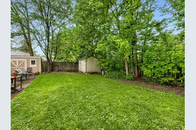 9308 Karlov Avenue, Skokie, IL 60076 - Photo 21