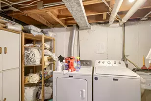 9308 Karlov Ave, Skokie, IL 60076 - Photo 17