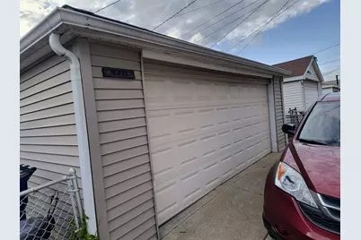 4211 East Avenue, Stickney, IL 60402 - Photo 9