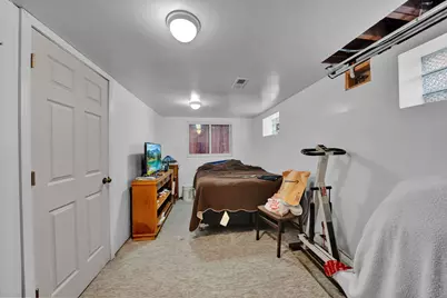 3615 W 70th Place, Chicago, IL 60629 - Photo 13