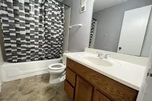 535 Brookside Dr, Westmont, IL 60559 - Photo 11