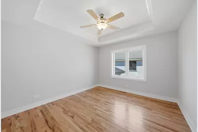 8011 S Oconto Avenue, Bridgeview, IL 60455 - Photo 29