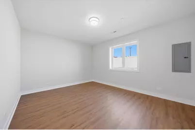 8011 S Oconto Avenue, Bridgeview, IL 60455 - Photo 33