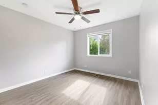17700 Pheasant Ln, Country Club Hills, IL 60478 - Photo 11