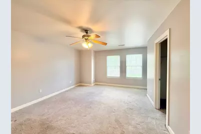 930 Case Street, Naperville, IL 60563 - Photo 9