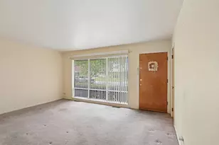 7025 Saratoga Dr, Bridgeview, IL 60455 - Photo 3