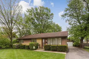 7025 Saratoga Dr, Bridgeview, IL 60455 - Photo 1