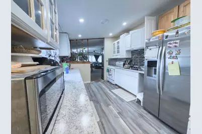 2912 18th Place, North Chicago, IL 60064 - Photo 3
