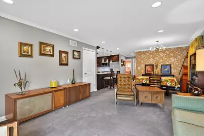 6139 W Gunnison Street, Chicago, IL 60630 - Photo 5