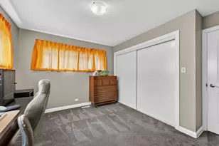 6139 W Gunnison St, Chicago, IL 60630 - Photo 17
