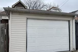 3132 N Lowell Ave, Chicago, IL 60641 - Photo 13