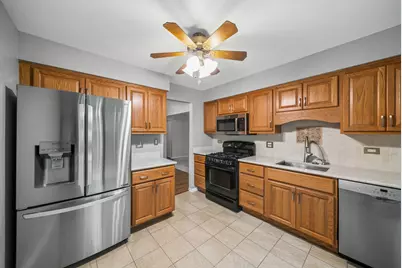 1863 Portsmouth Drive #11-4B, Lisle, IL 60532 - Photo 15