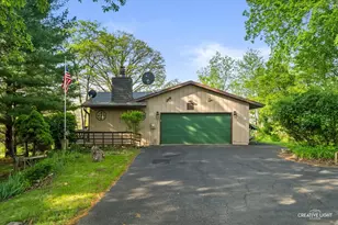 27 Clearwater Point, Putnam, IL 61560 - Photo 1