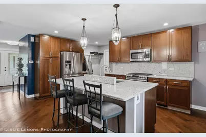 8248 Middlebury Avenue, Woodridge, IL 60517 - Photo 13