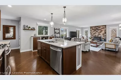 8248 Middlebury Avenue, Woodridge, IL 60517 - Photo 11