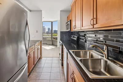 901 S Plymouth Court #702, Chicago, IL 60605 - Photo 9