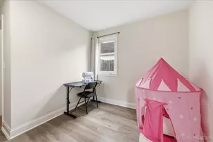 138 N Calhoun St, Aurora, IL 60505 - Photo 19