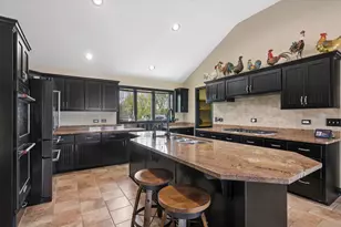 6731 Estate Ln, Long Grove, IL 60047 - Photo 15