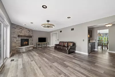 6731 Estate Lane, Long Grove, IL 60060 - Photo 5