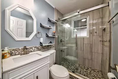 2659 Eisenhower Drive, Des Plaines, IL 60018 - Photo 11