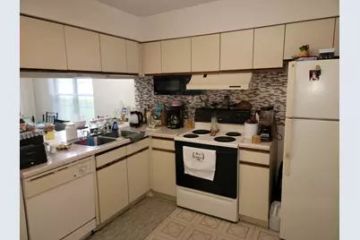 1744 Eastwood Court #1, Schaumburg, IL 60195 - Photo 9