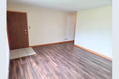 310 Starling Court #B, Bloomingdale, IL 60108 - Photo 3