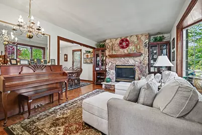 6433 W 82nd Street, Burbank, IL 60459 - Photo 5