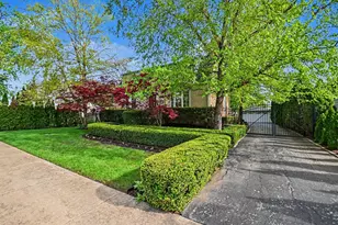 6433 W 82nd St, Burbank, IL 60459 - Photo 3