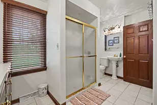 6433 W 82nd St, Burbank, IL 60459 - Photo 19