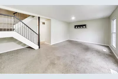 64 Bright Oaks Circle, Cary, IL 60013 - Photo 3