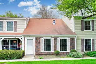 64 Bright Oaks Cir, Cary, IL 60013 - Photo 1