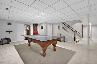 40W310 Waterford Ln, Saint Charles, IL 60175 - Photo 19