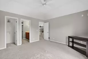 40W310 Waterford Ln, Saint Charles, IL 60175 - Photo 31