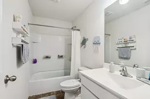 1245 Prairie View Pkwy, Cary, IL 60013 - Photo 17