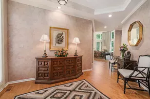 2148 Royal Ridge Dr, Northbrook, IL 60062 - Photo 5