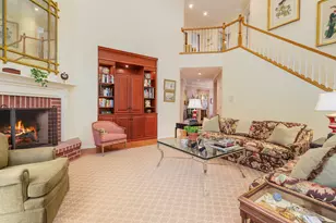 2148 Royal Ridge Dr, Northbrook, IL 60062 - Photo 7