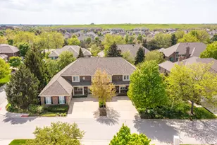 2148 Royal Ridge Dr, Northbrook, IL 60062 - Photo 35
