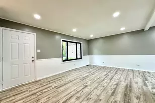 18W158 16th St, Villa Park, IL 60181 - Photo 3