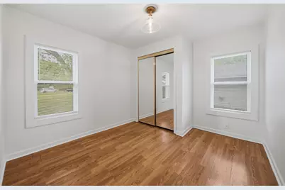 905 S 5th Street, Dekalb, IL 60115 - Photo 5