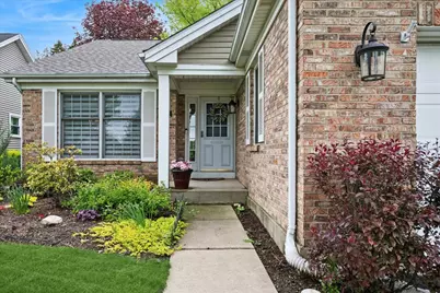 569 Rose Lane, Bartlett, IL 60103 - Photo 3