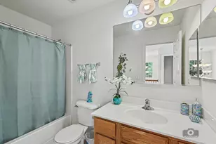 483 Elm Ridge Rd, Carpentersville, IL 60110 - Photo 17